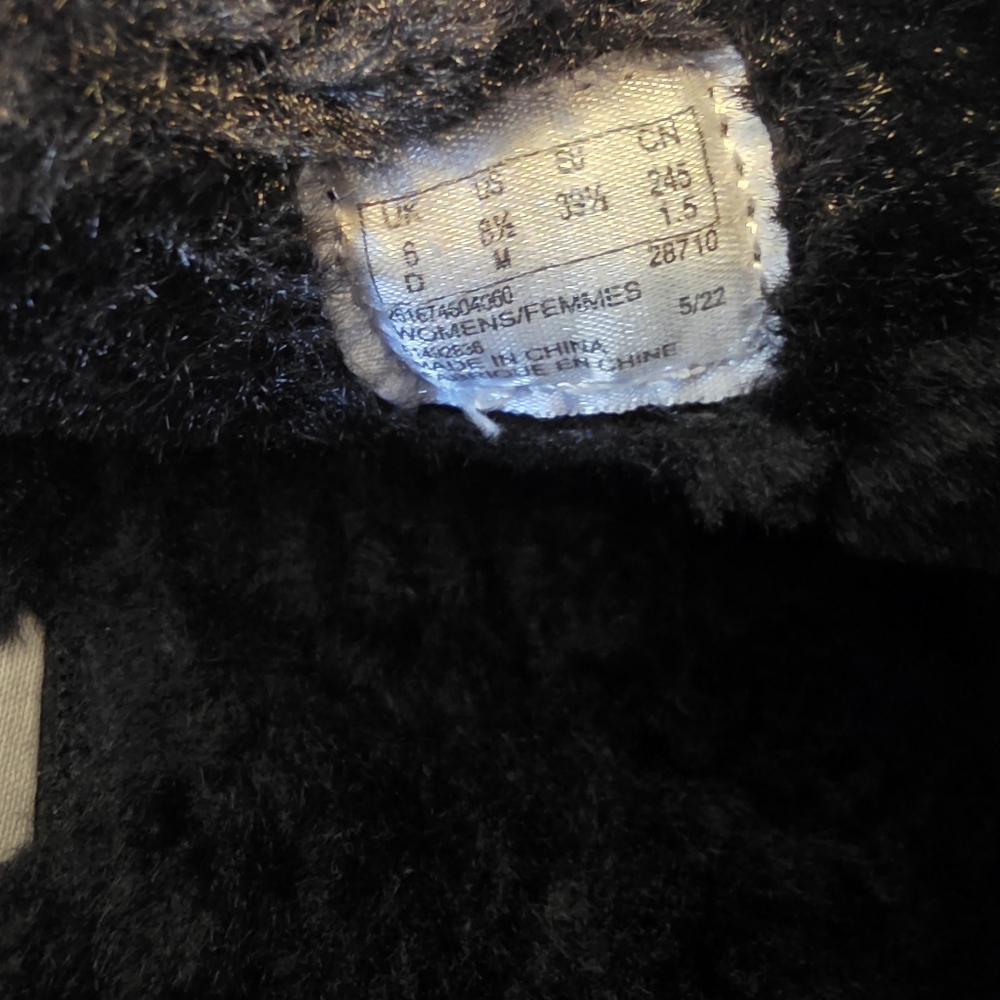 Clarks Caroline Step Black Suede Slip Ons Faux Fur Clogs Mules Women’s 8.5m - Picture 6 of 8